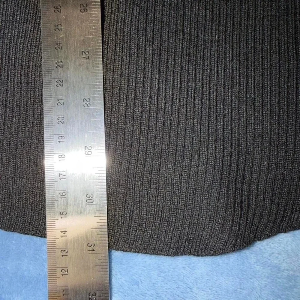 Vintage appraisal Black strapless tube‎ top with flared hem. Women Size: L